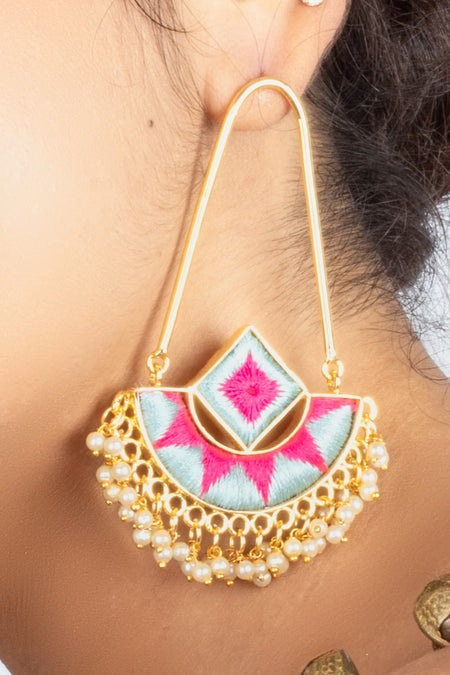 Blush Glow Chandbaali - Image 3