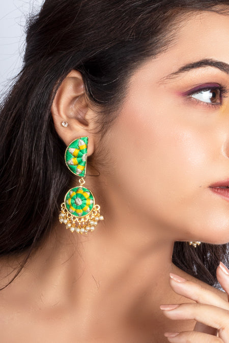 Clover Green In Embroidered Gold Finish Circle Earrings - Image 2