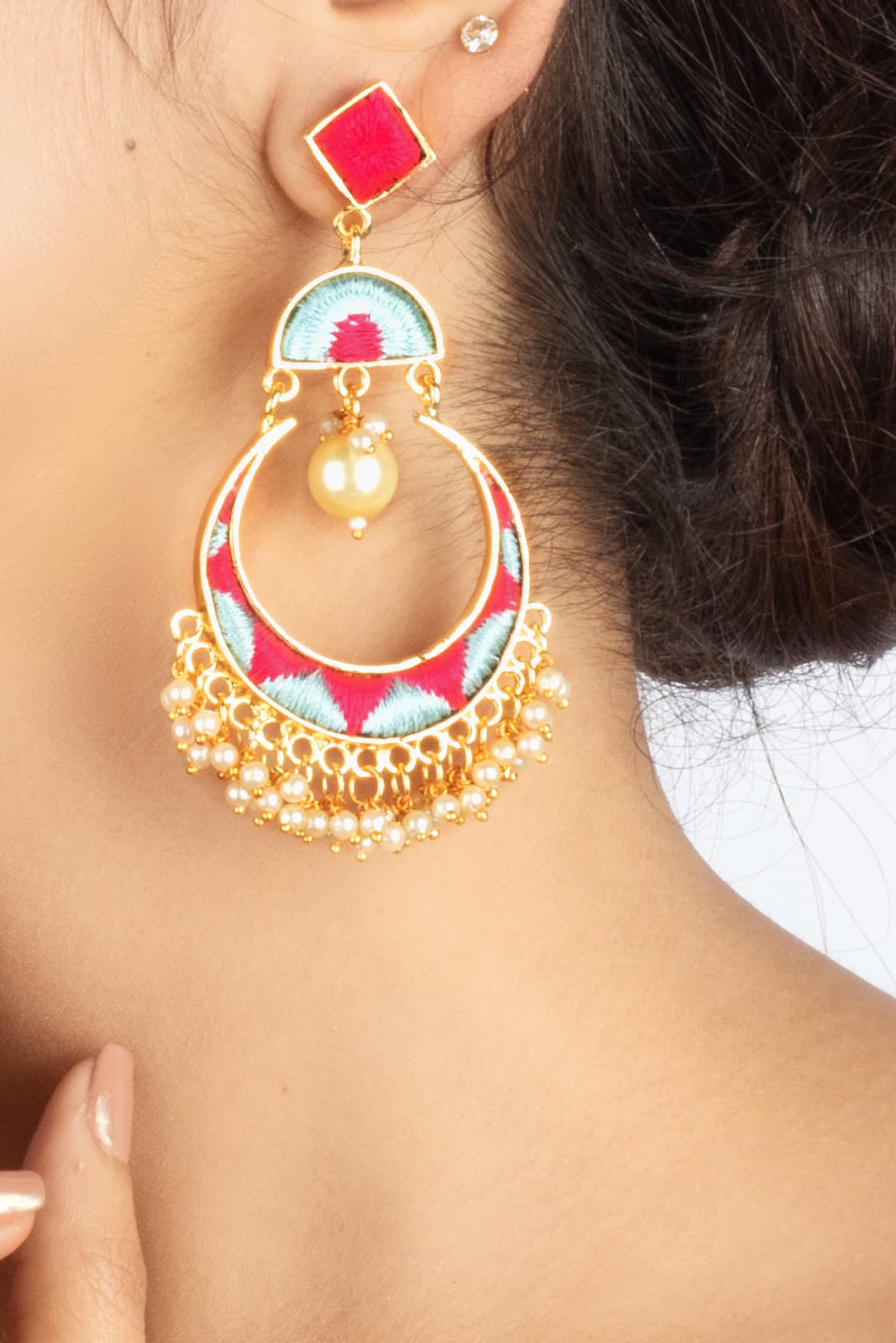 Blooming Pearl Chandbalis