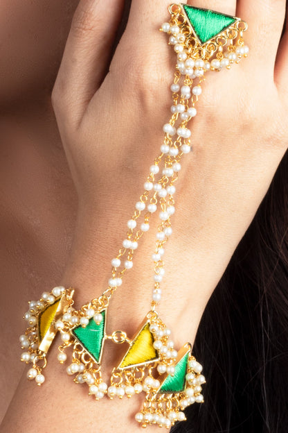 Lemon Charm Hand Harness