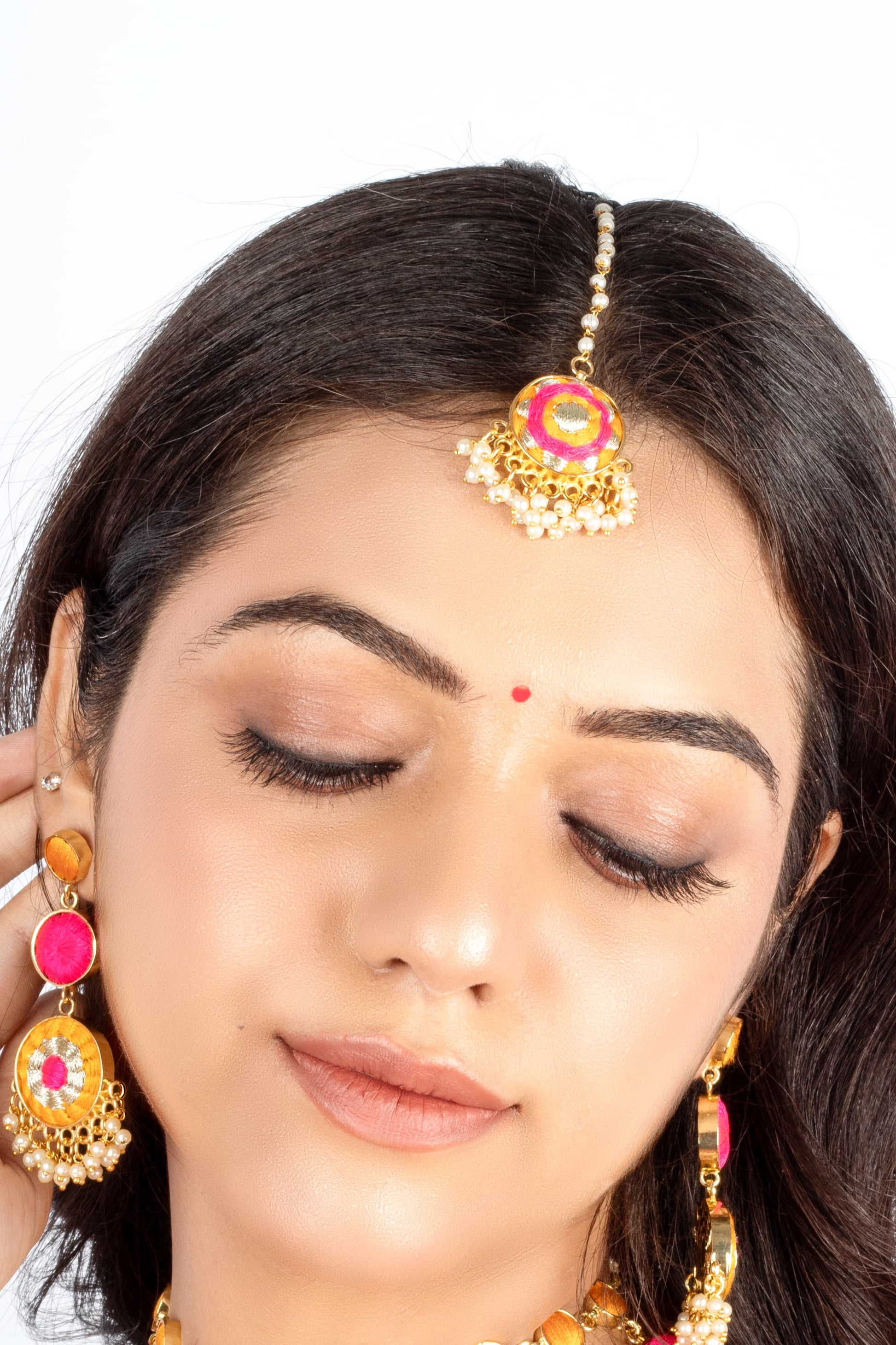 Sunrise Bloom Tikka – Maangitkka from Bauble Bazaar