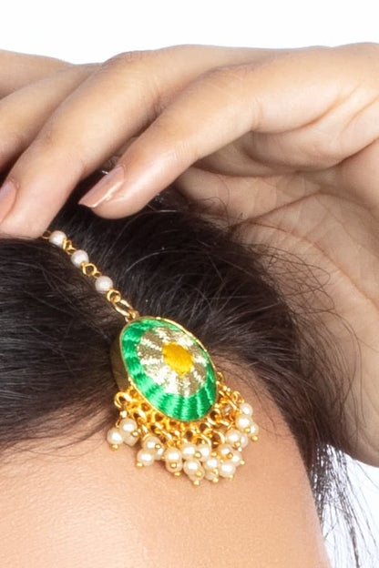 Lime Blossom Maang Tikka