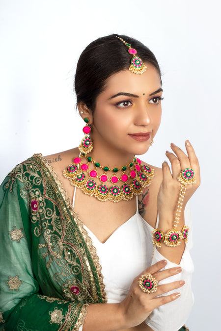 Olive Blossom Dark Green Circular Mehendi Necklace--1--image