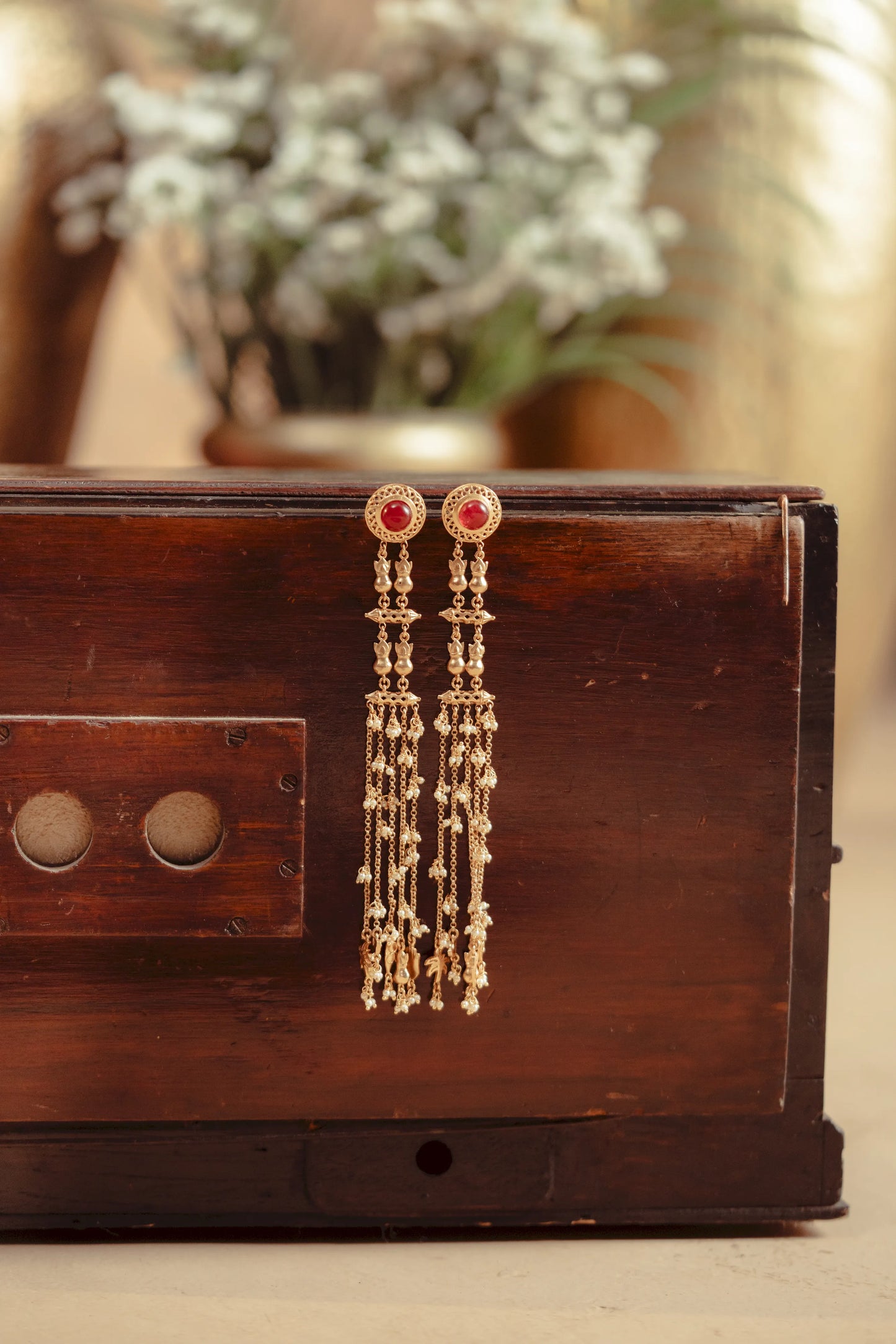 Drut Leher Cascade Earrings