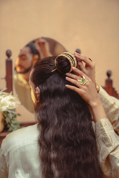 Taal Mandal Hair Bun