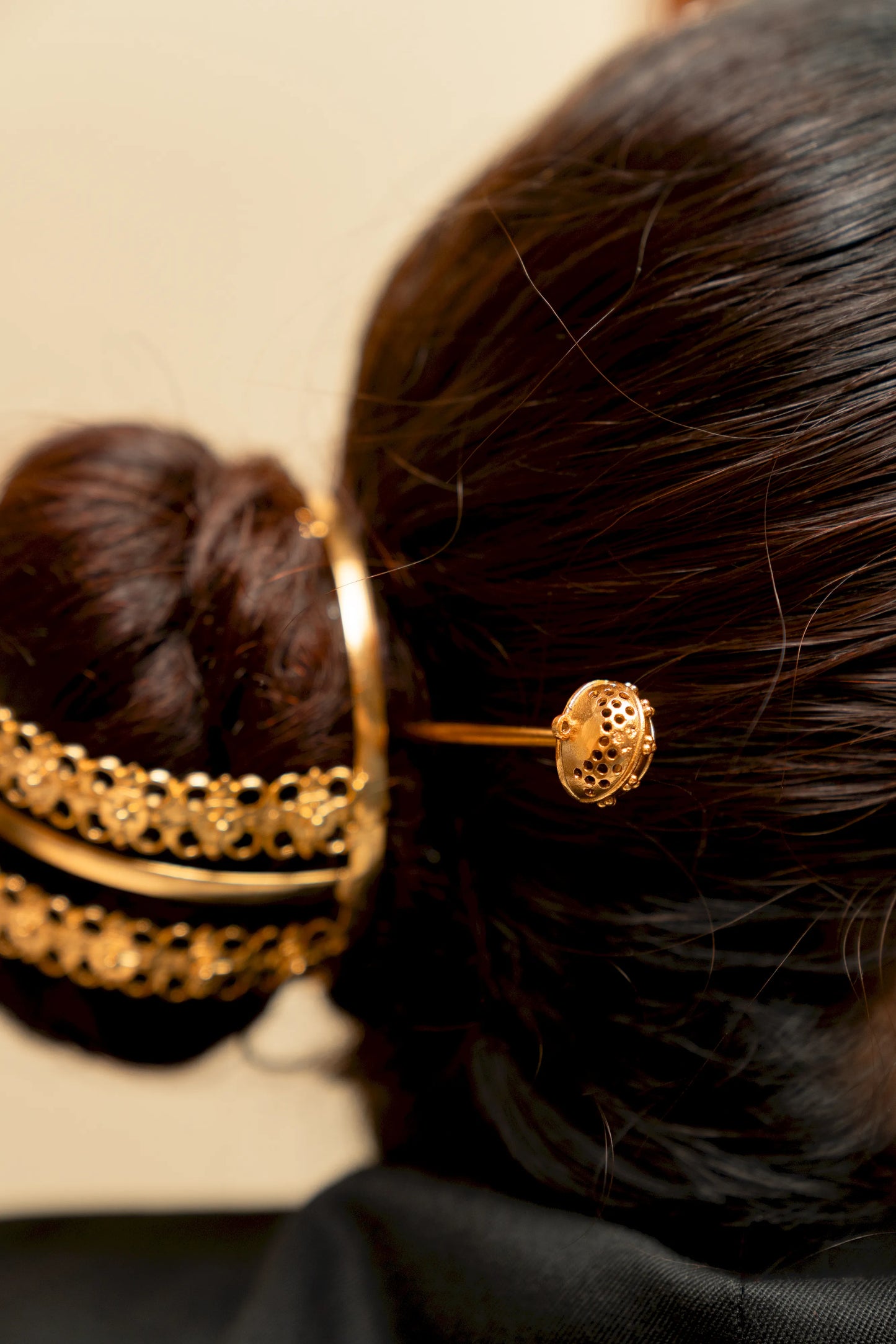 Taal Mandal Hair Bun