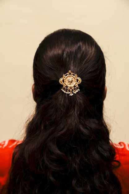 Veer Mandal Kesh Brooch