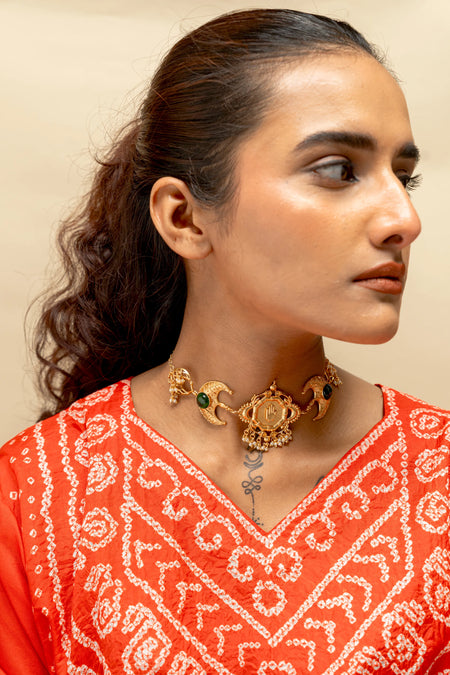 Abhinaya Crest Statement Necklace - Image 2
