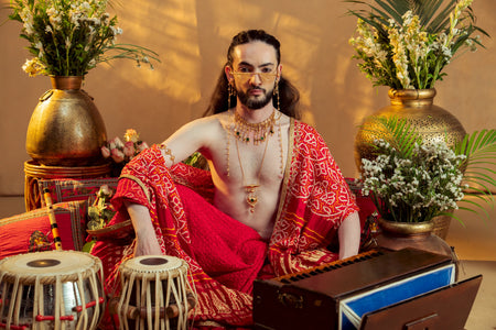 Swar Rekha Crescent Pendant - Image 2