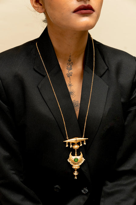 Swar Rekha Crescent Pendant - Image 4