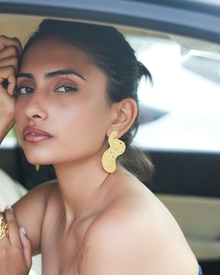 Martini Mode Stud Earrings - Gold--3--image