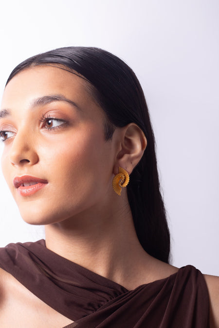 Champagne Glow Stud Earrings - Gold--4--image