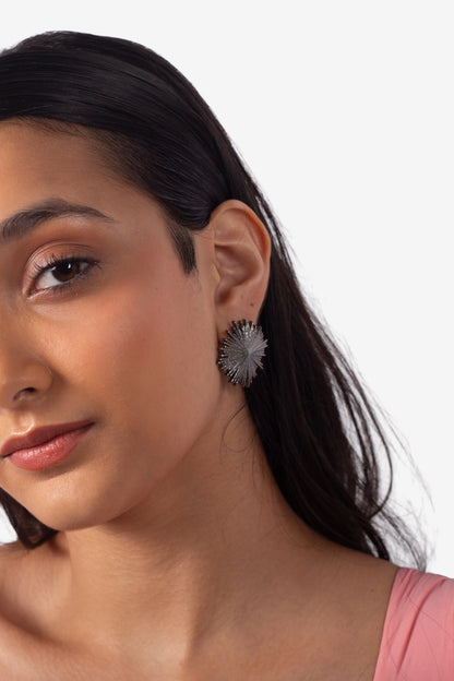 Swipe Right Stud Earrings - Black