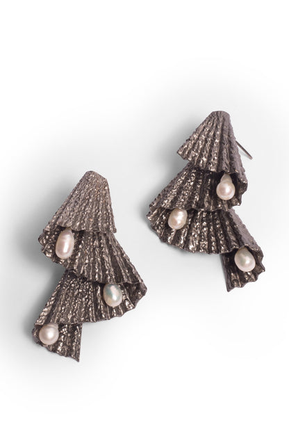 Five Miss Calls Statement Studs - Black