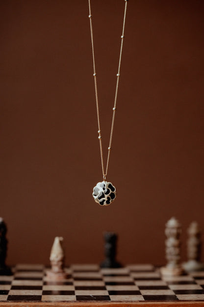 Untamed Glow Pendant