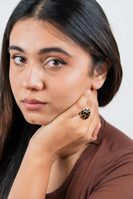 Velvet Bite Ring--2--image