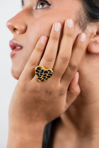 Heart Uncaged Ring