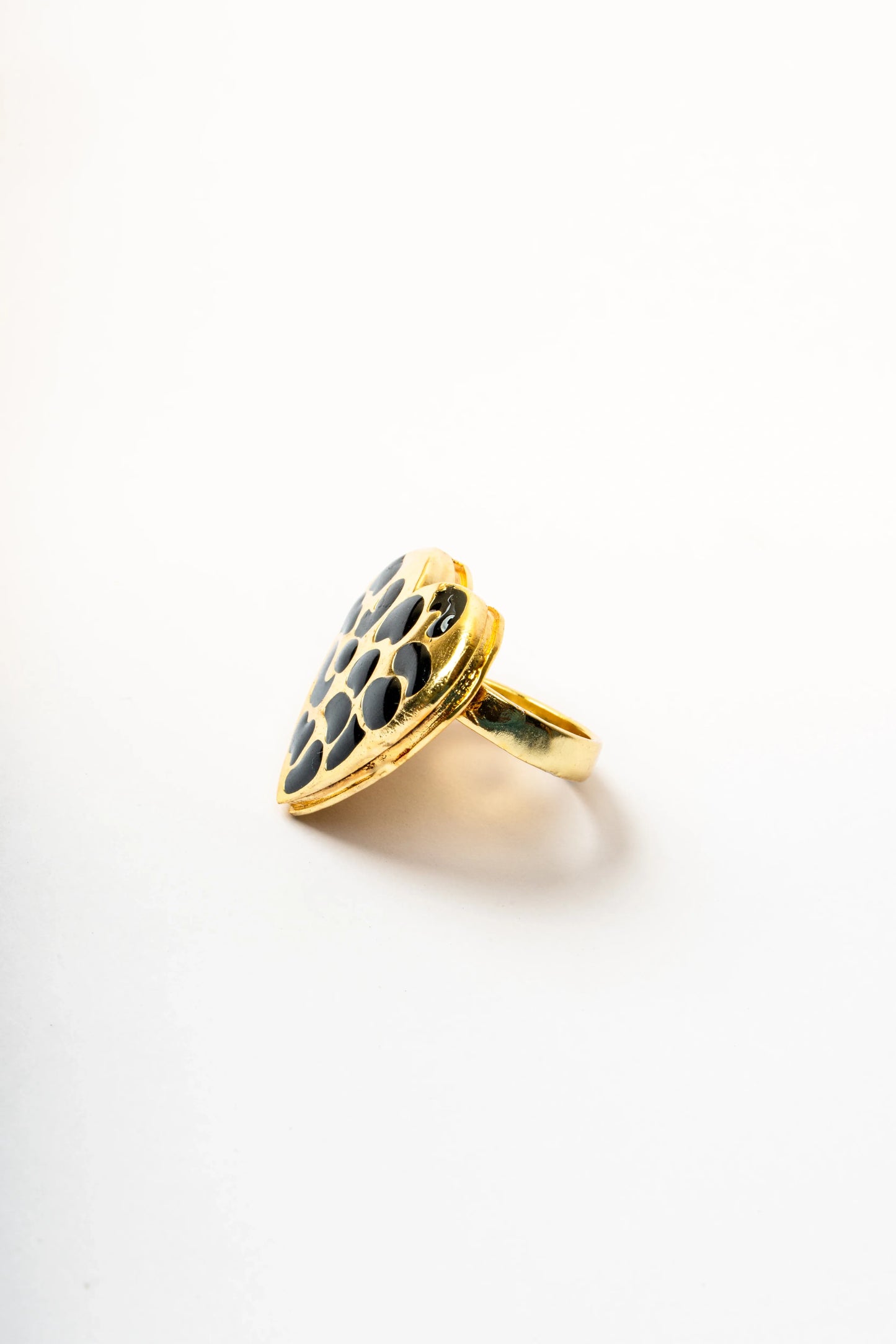 Heart Uncaged Ring