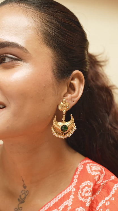 Vilambit Noor Chandbali Earrings