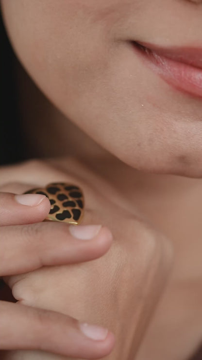 Heart Uncaged Ring