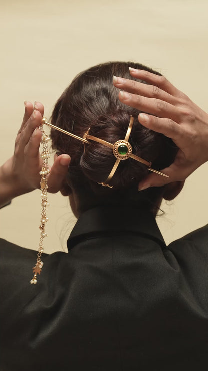 Komal Noor Kesh Hair Bun