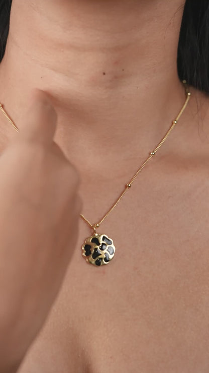 Untamed Glow Pendant